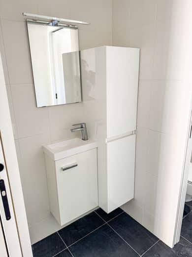Meuble vasque et colonne de rangement